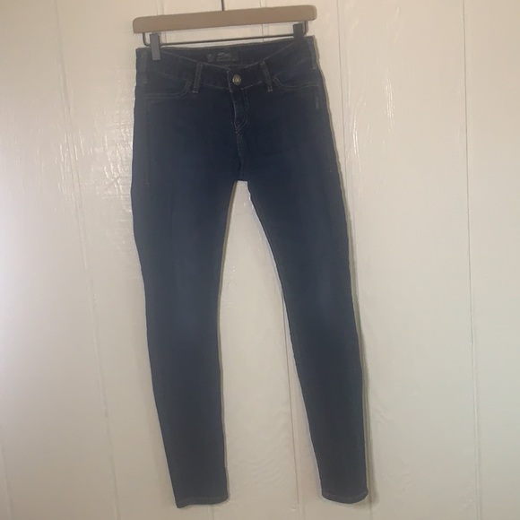 Silver Jeans - Picture 3 of 10